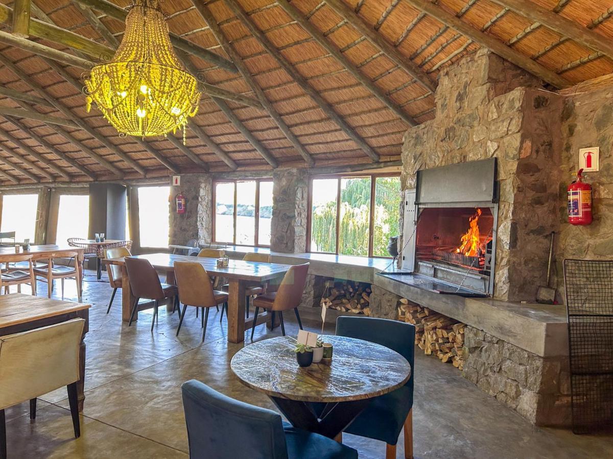 Tzamenkomst River Lodge 科尔斯伯格 外观 照片