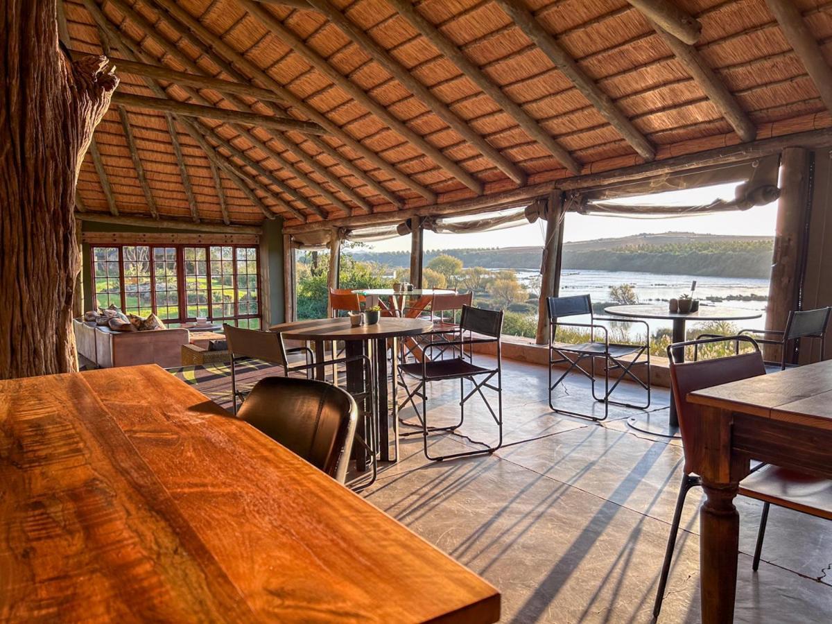 Tzamenkomst River Lodge 科尔斯伯格 外观 照片