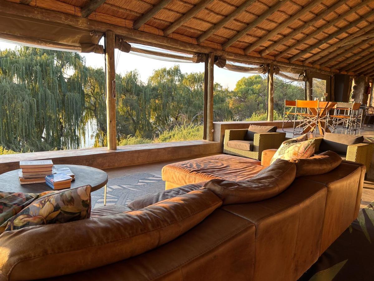 Tzamenkomst River Lodge 科尔斯伯格 外观 照片